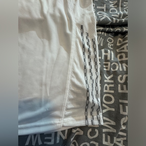 NWT Men’s Izod Perform X, Perform X, cool, T-shirt. - Picture 11 of 15